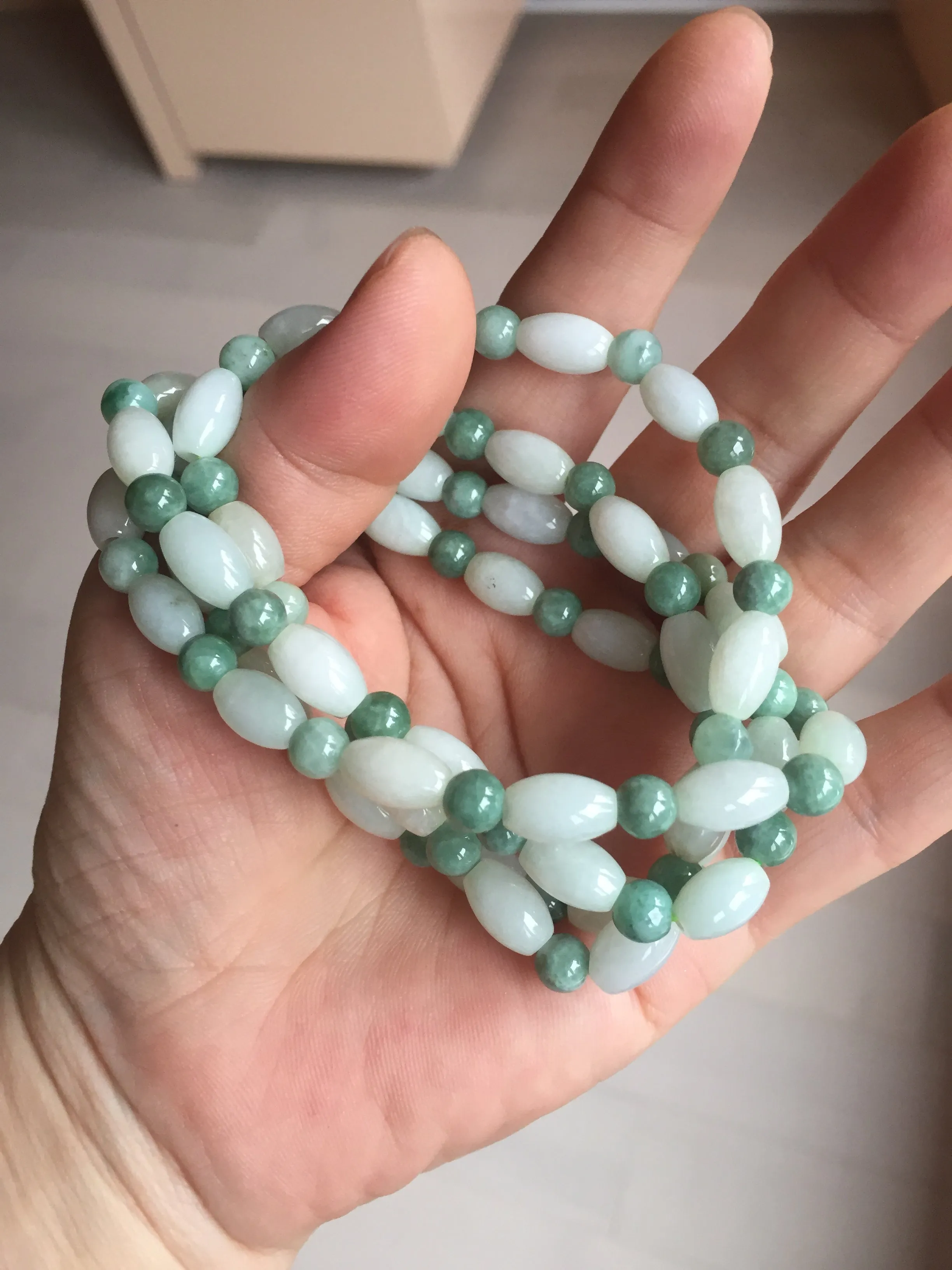 100% natural type A light green jadeite jade beads bracelet group BQ76