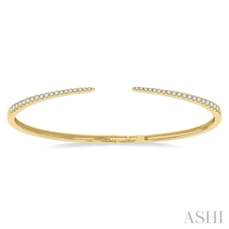 1/2 ctw Round Cut Diamond Claw Cuff Bangle in 14K Yellow Gold