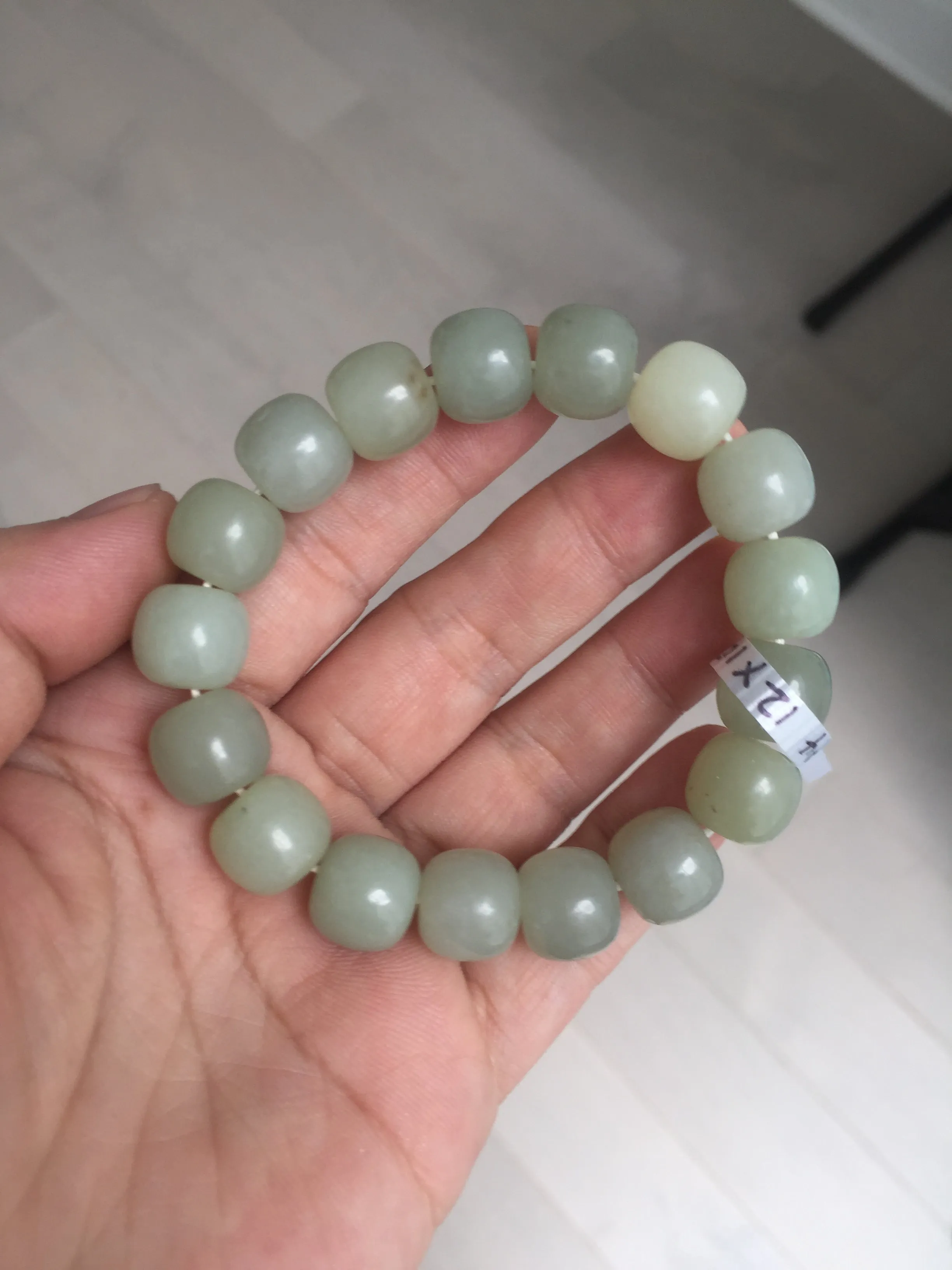 12x10.9mm 100% Natural light green/yellow vintage style nephrite Hetian Jade bead bracelet HE94