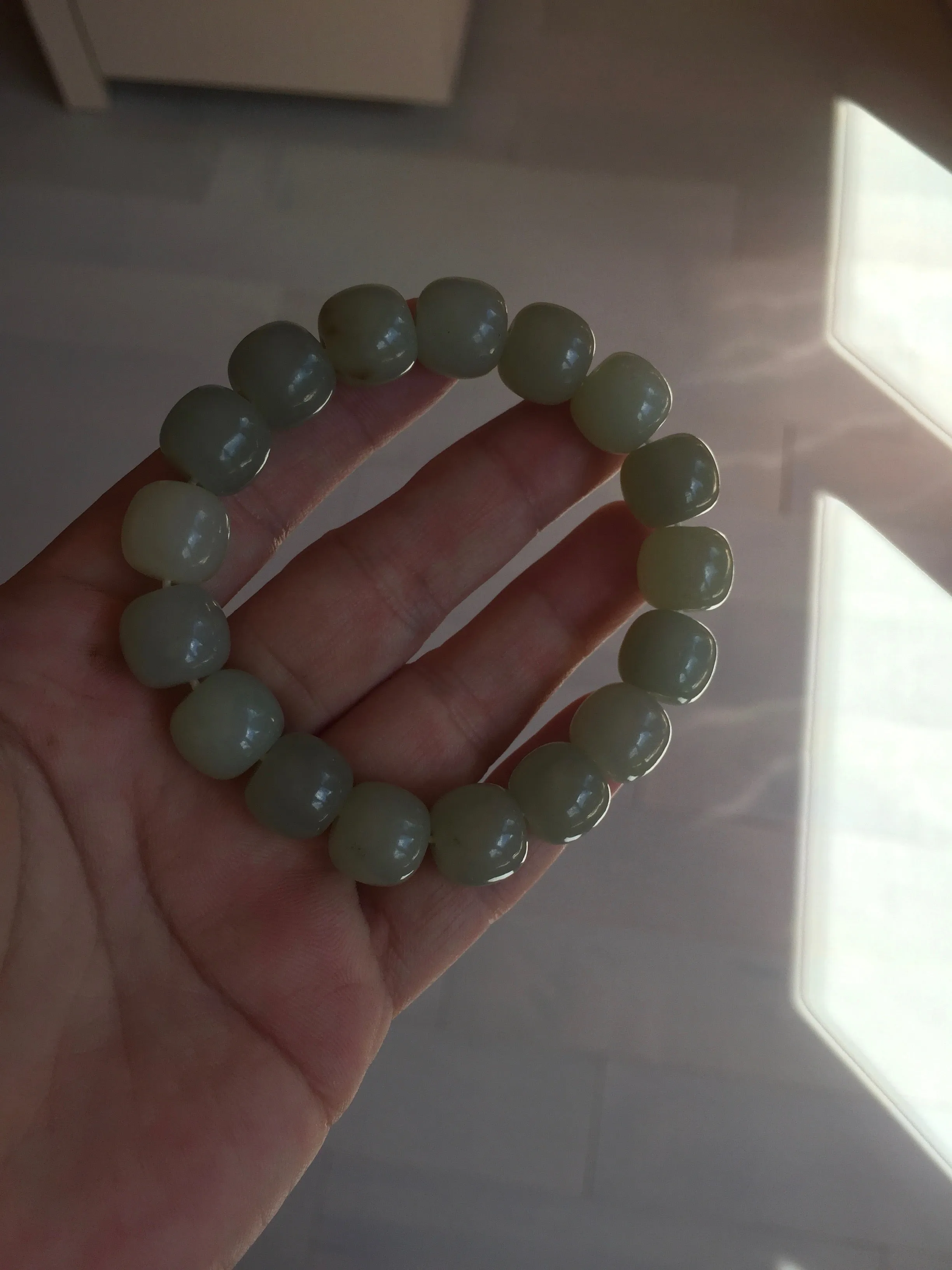 12x10.9mm 100% Natural light green/yellow vintage style nephrite Hetian Jade bead bracelet HE94