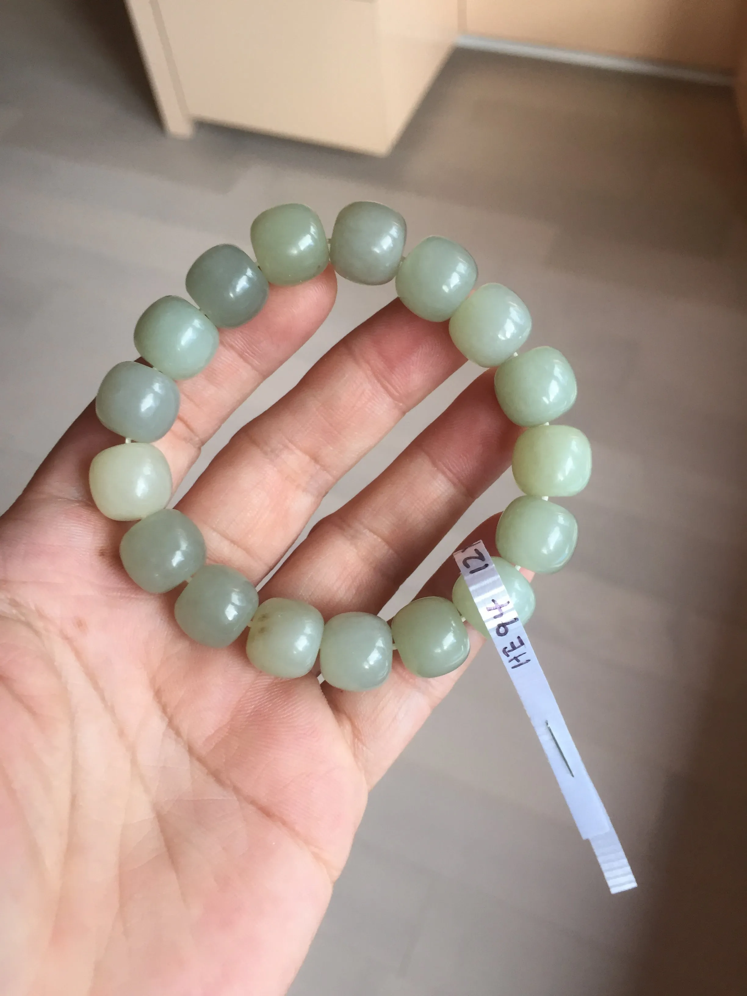 12x10.9mm 100% Natural light green/yellow vintage style nephrite Hetian Jade bead bracelet HE94