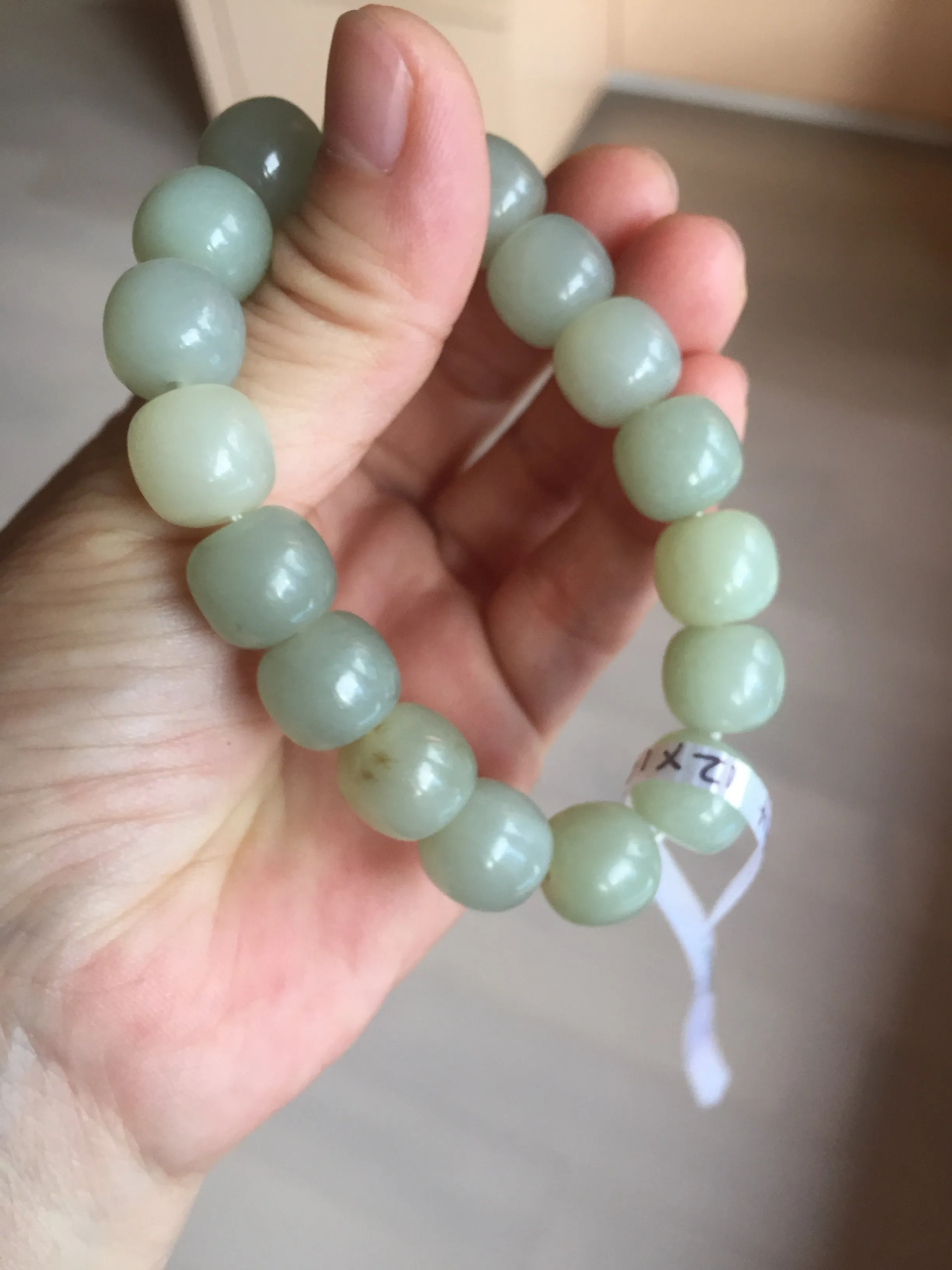 12x10.9mm 100% Natural light green/yellow vintage style nephrite Hetian Jade bead bracelet HE94