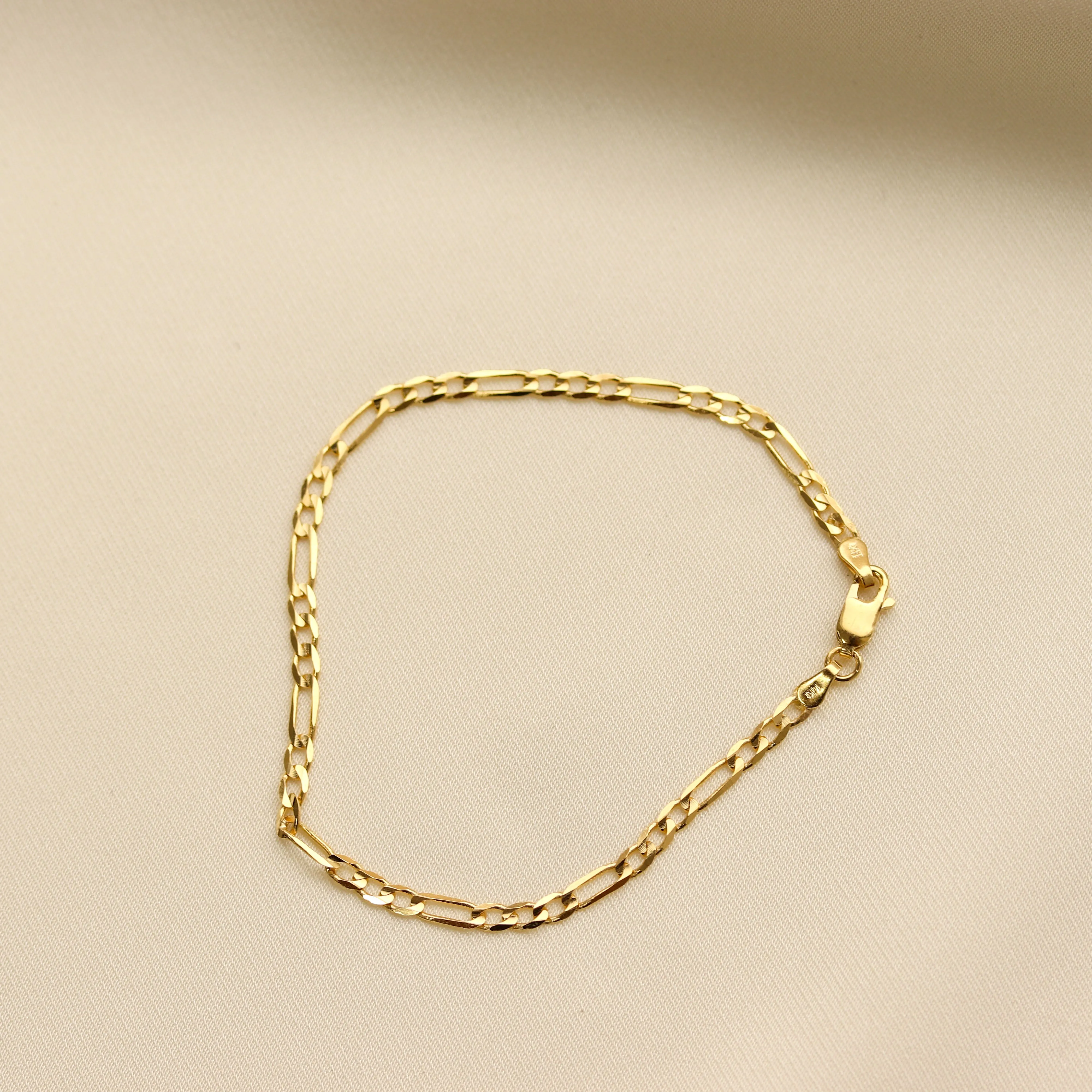 14K Yellow Gold Figaro Bracelet