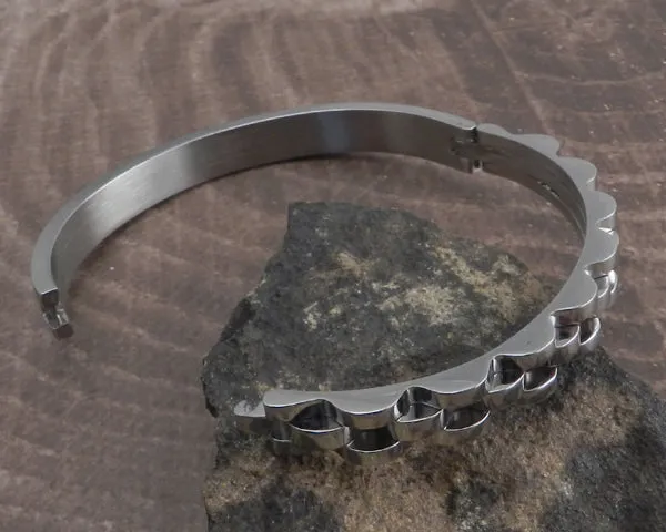 3 Row Hinge Clamp Bangle 8"