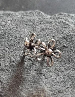Blue Lily 7mm Silver Wire Flower Stud Earrings - SS613B