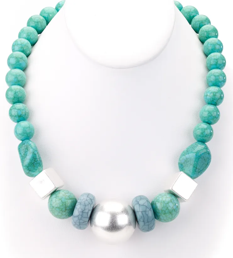 Chunky Beaded Turquoise Short Necklace
