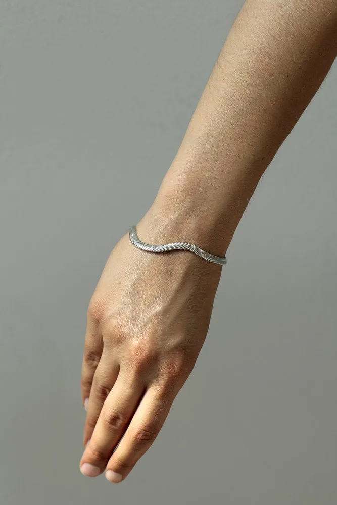 CURVE BRACELET