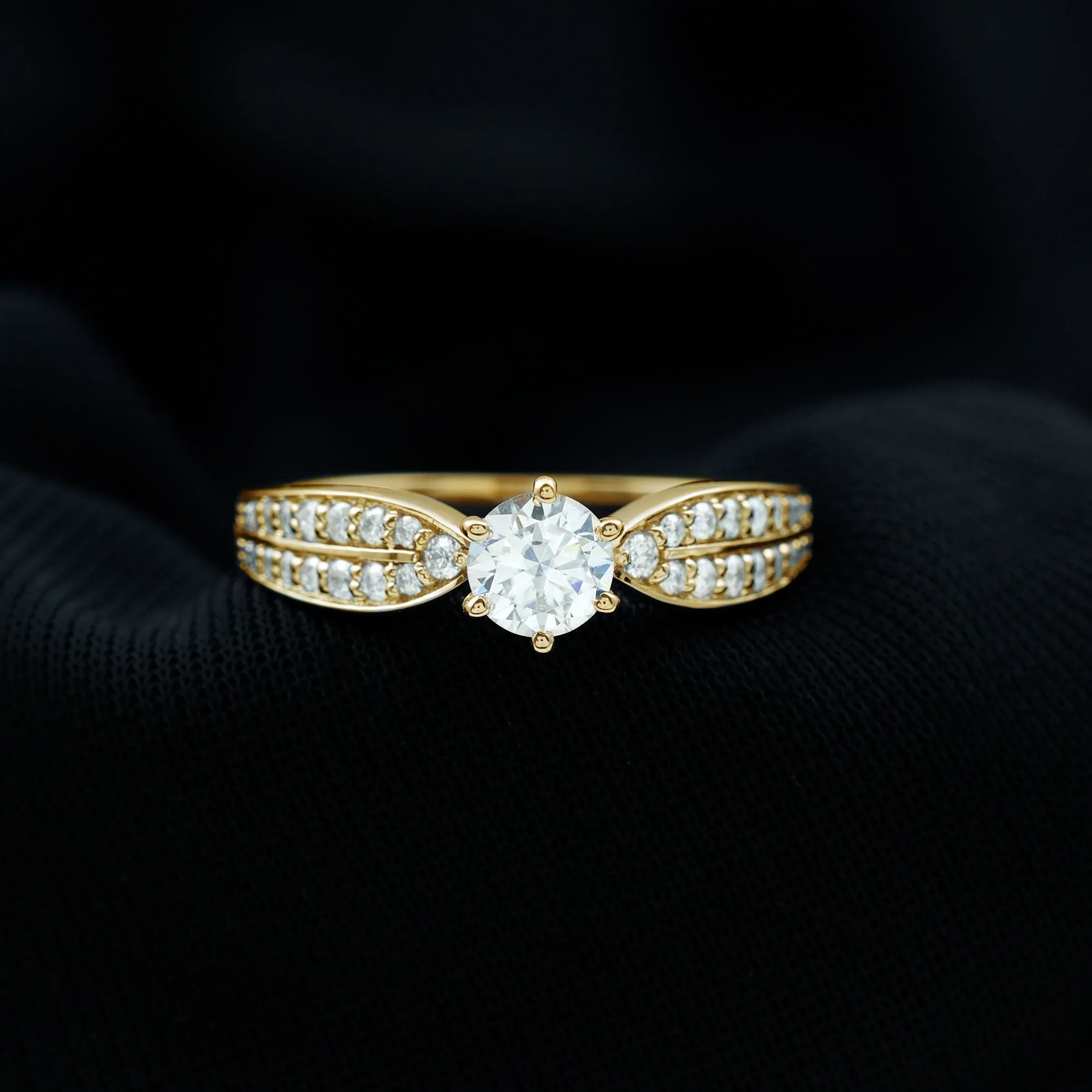 Elegant Round Moissanite Engagement Ring with Side Stones