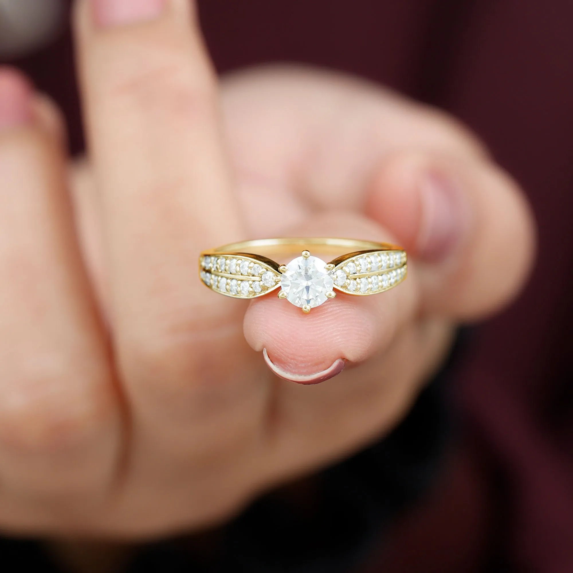 Elegant Round Moissanite Engagement Ring with Side Stones