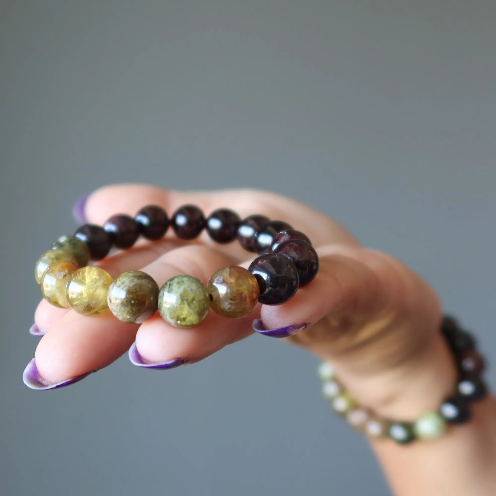 Garnet Bracelet Red Green Perfect Team