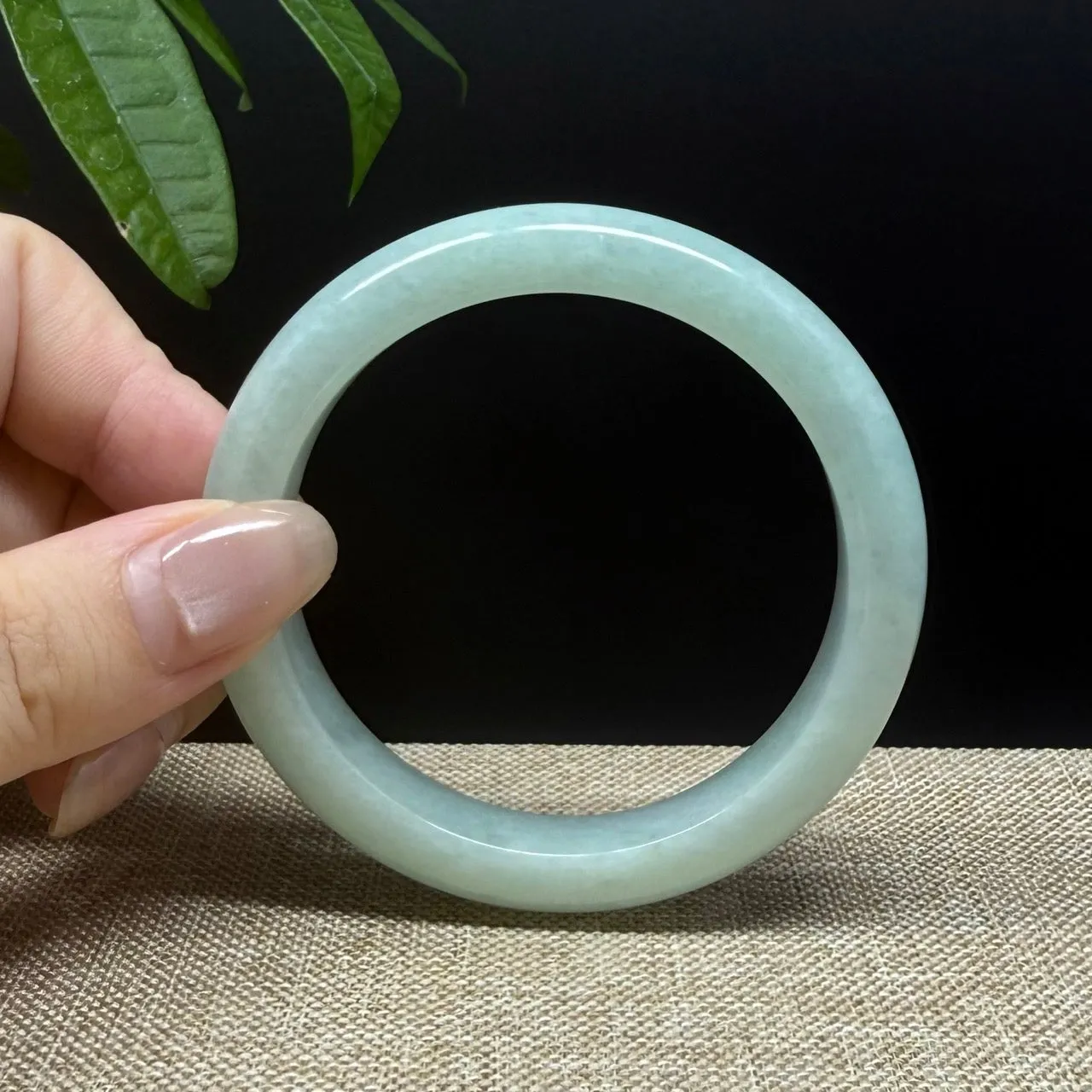 Genuine Burmese Green Jade Jadeite Bangle Bracelet ( 54.4mm )