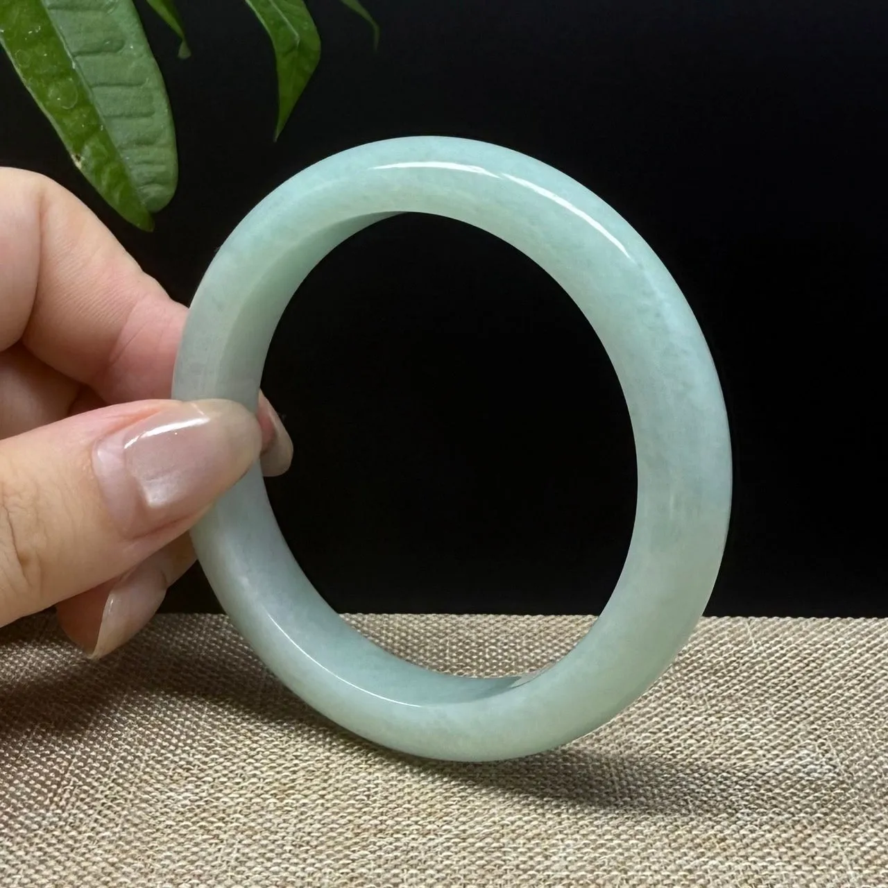 Genuine Burmese Green Jade Jadeite Bangle Bracelet ( 54.4mm )