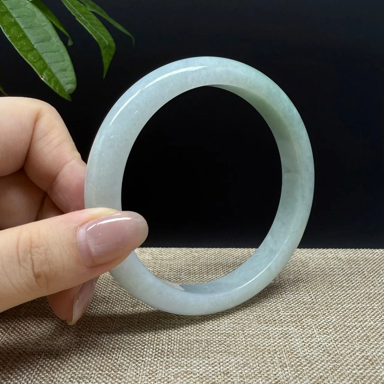 Genuine Burmese Green Jade Jadeite Bangle Bracelet ( 66.3mm )