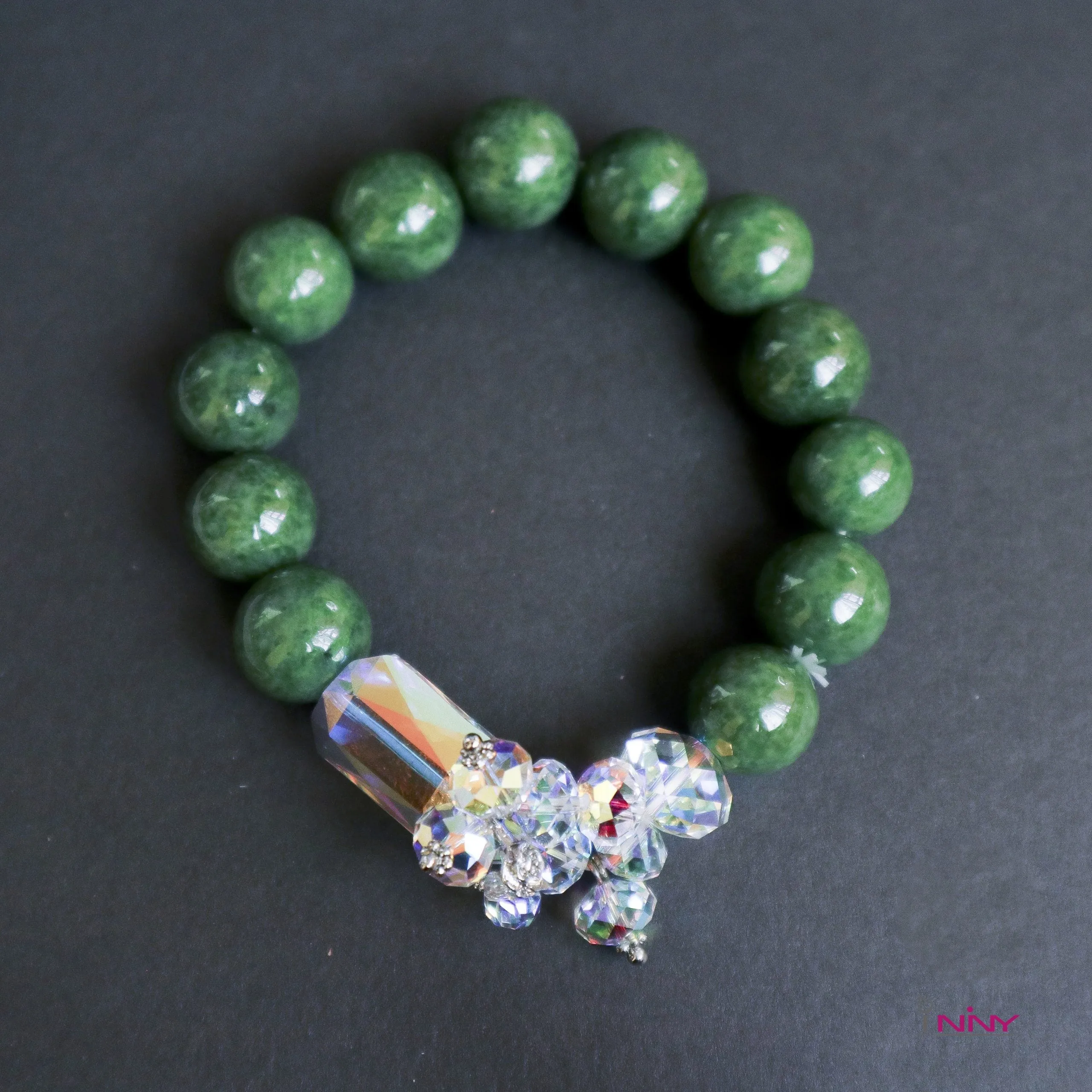 Jadeite Jade with Flower Crystal Bracelet