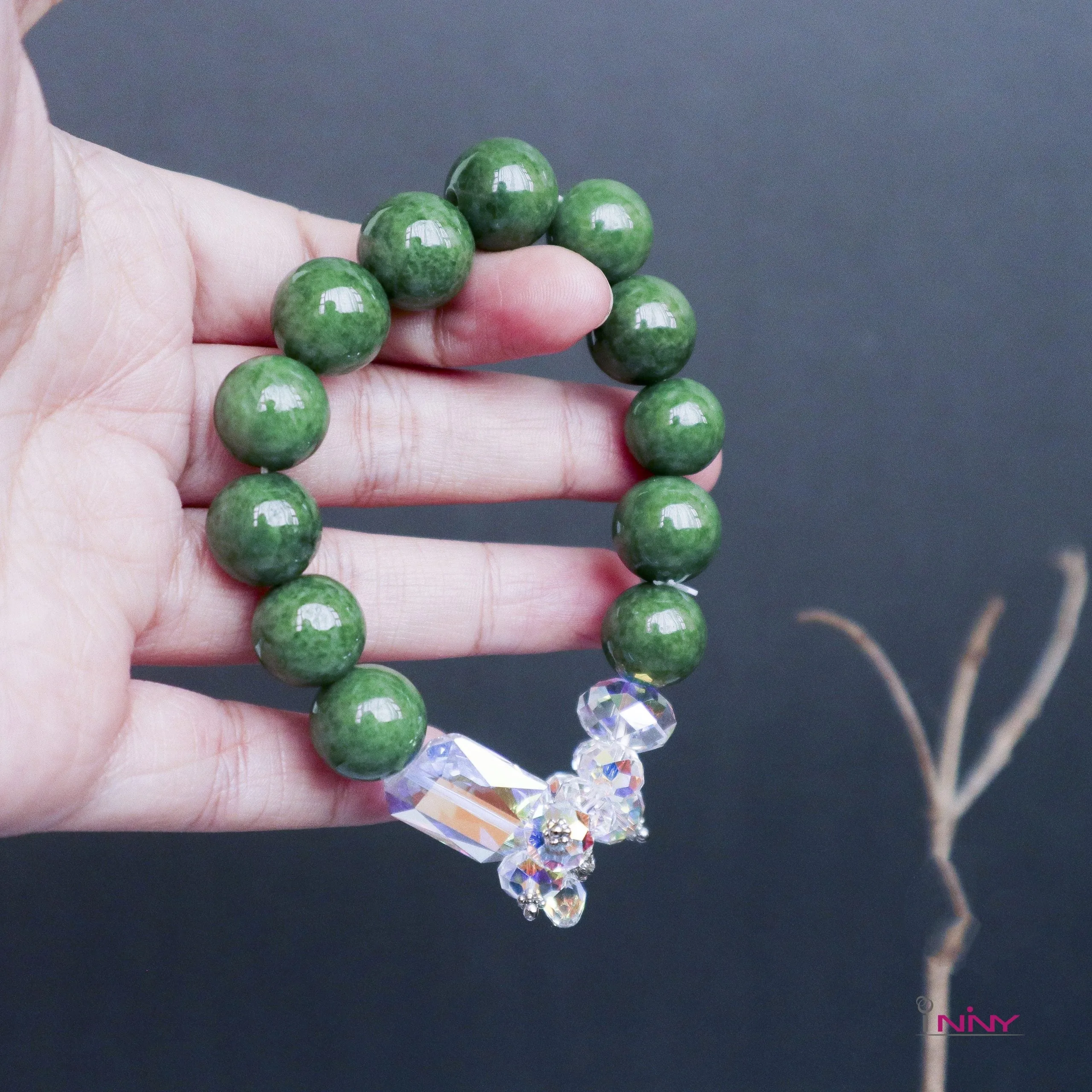Jadeite Jade with Flower Crystal Bracelet