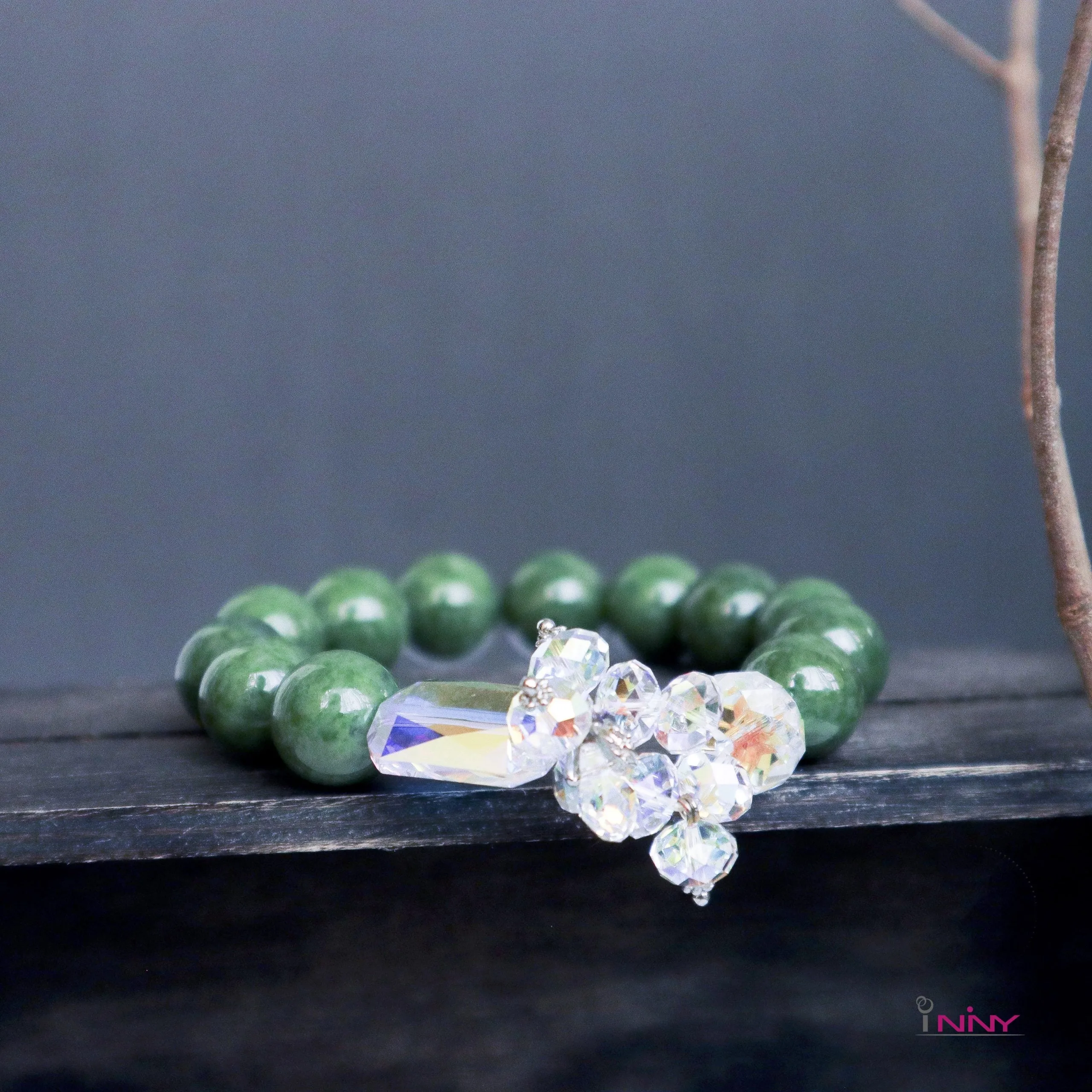 Jadeite Jade with Flower Crystal Bracelet