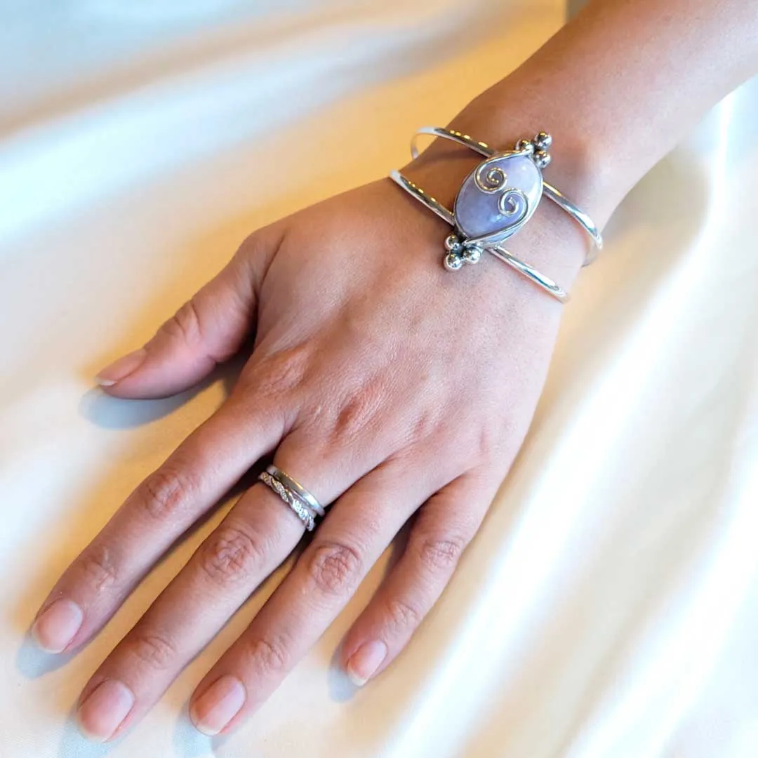 Lavender Aria Bracelet