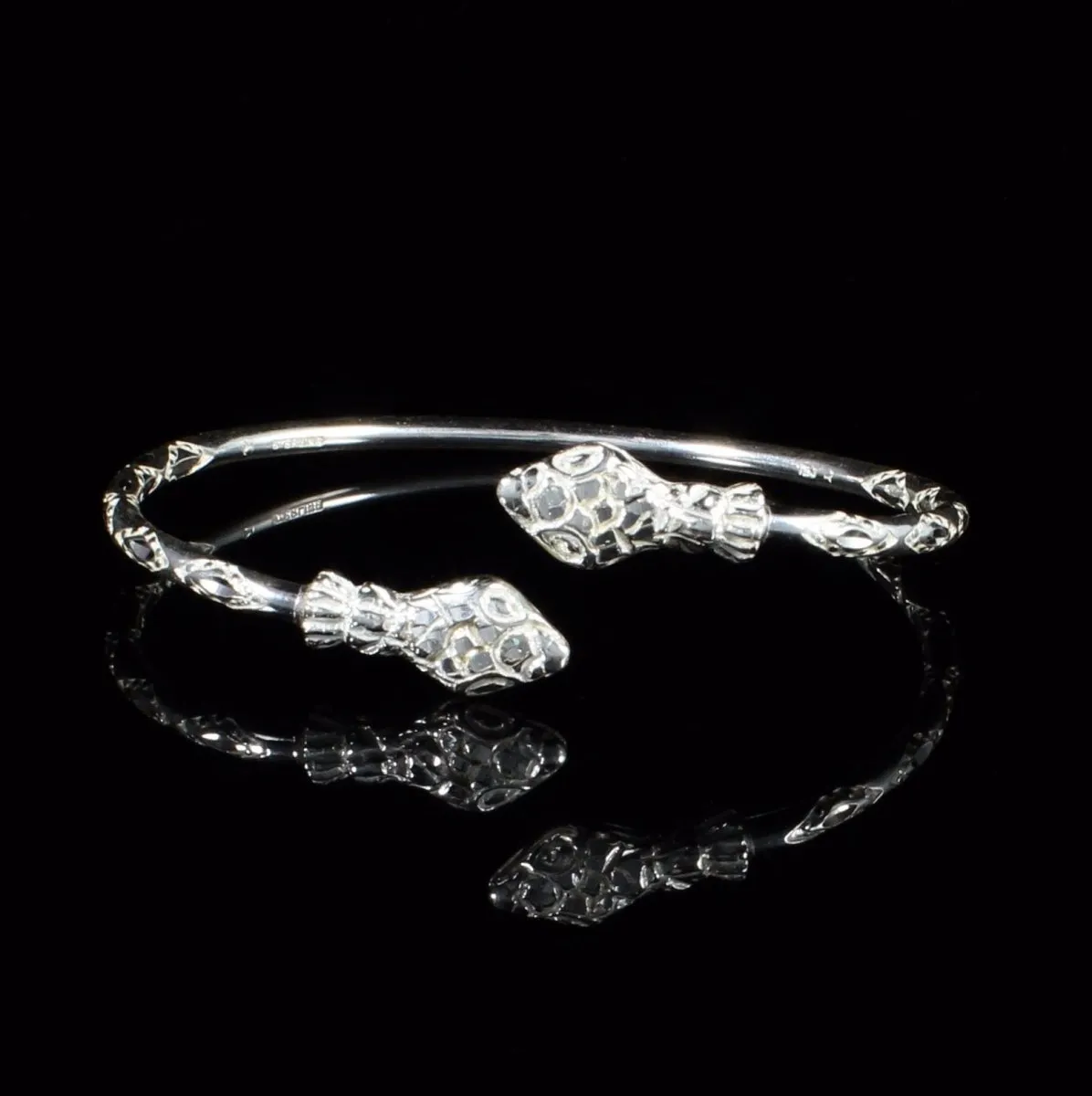 Medium Snake Heads Bangle with Diamante Pattern