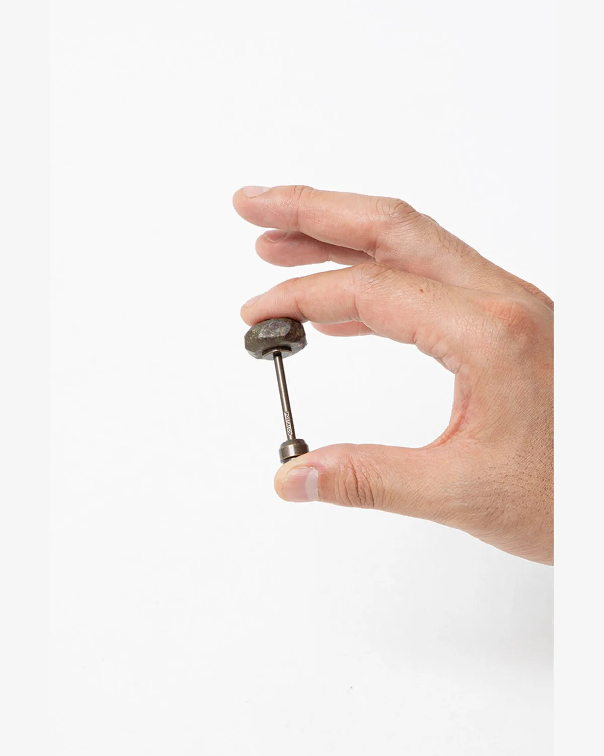 MINERAL KEYHOLDER
