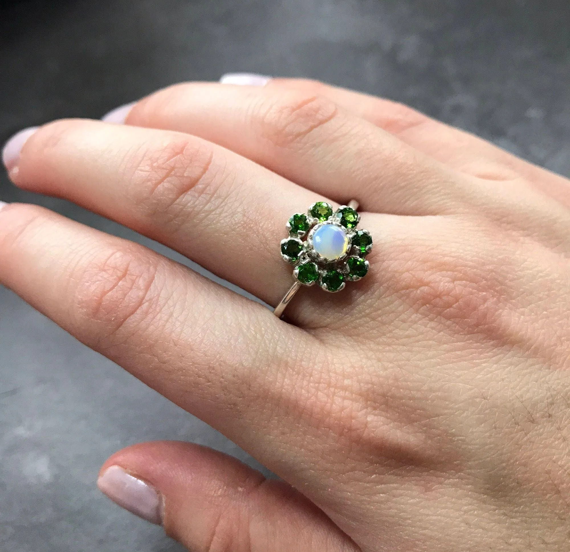 Opal Flower Ring - Vintage Daisy Ring - October Birthstone Ring