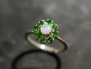 Opal Flower Ring - Vintage Daisy Ring - October Birthstone Ring