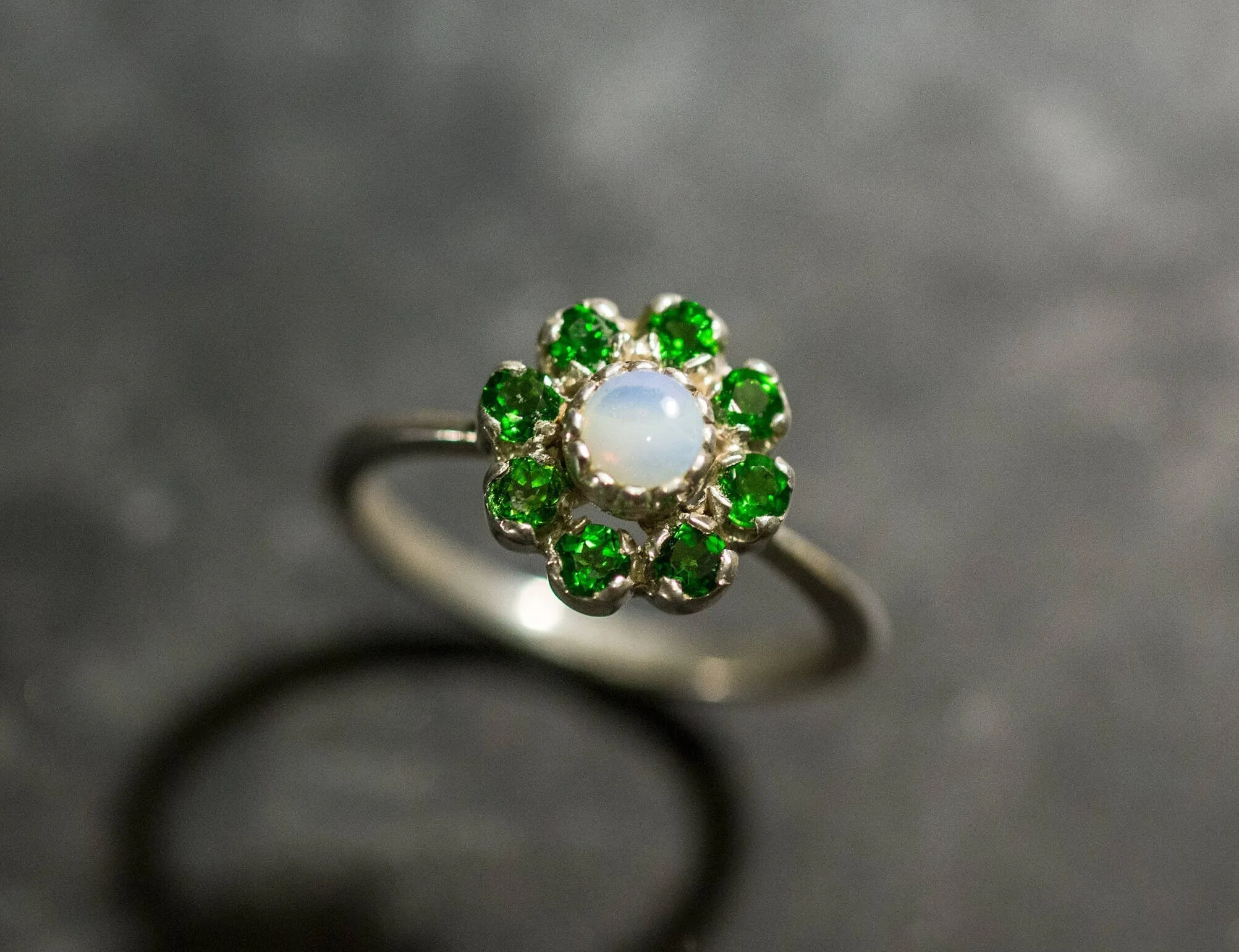 Opal Flower Ring - Vintage Daisy Ring - October Birthstone Ring