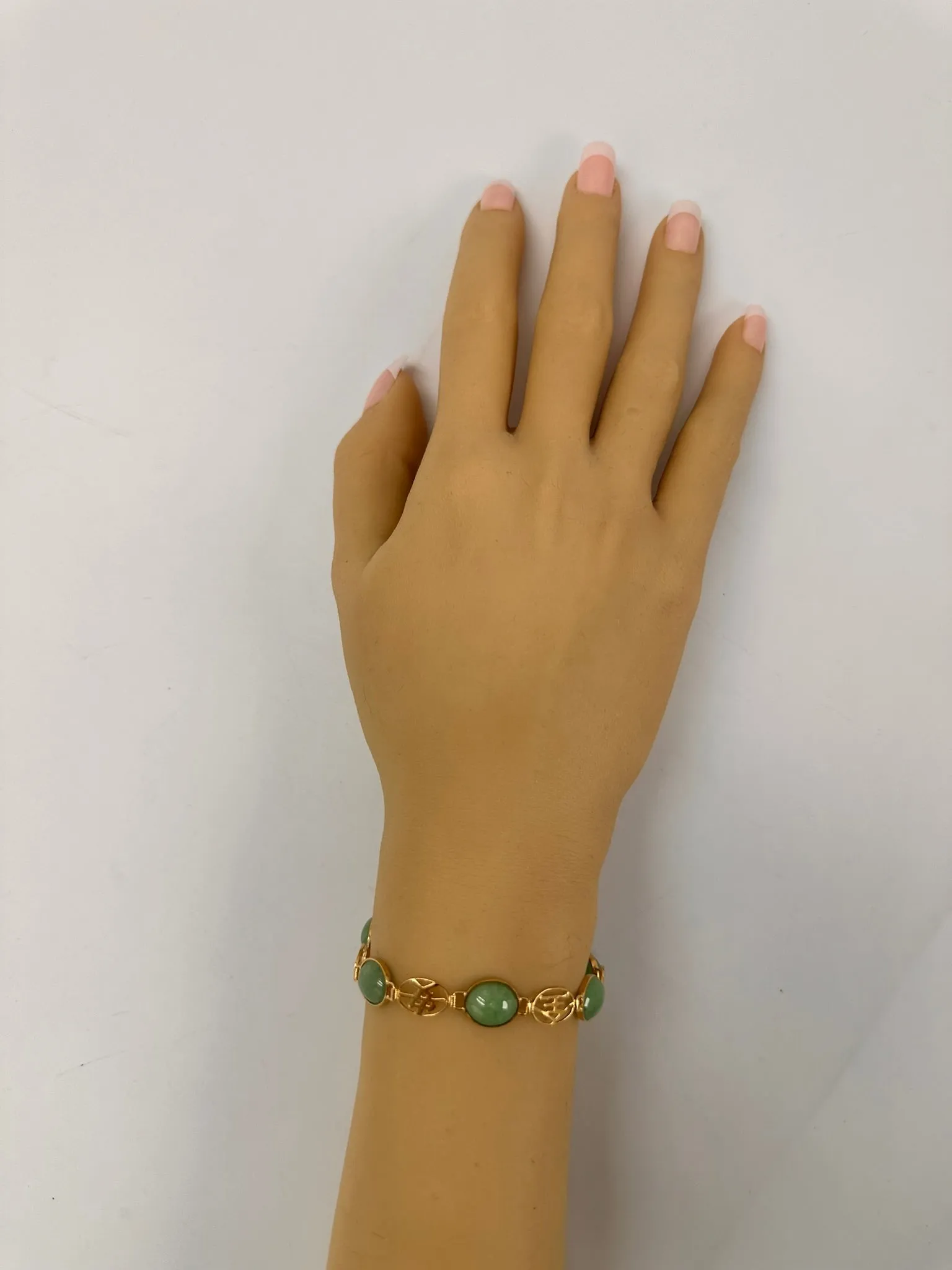 Radiant Harmony: 18ct Yellow Gold Jade Bracelet