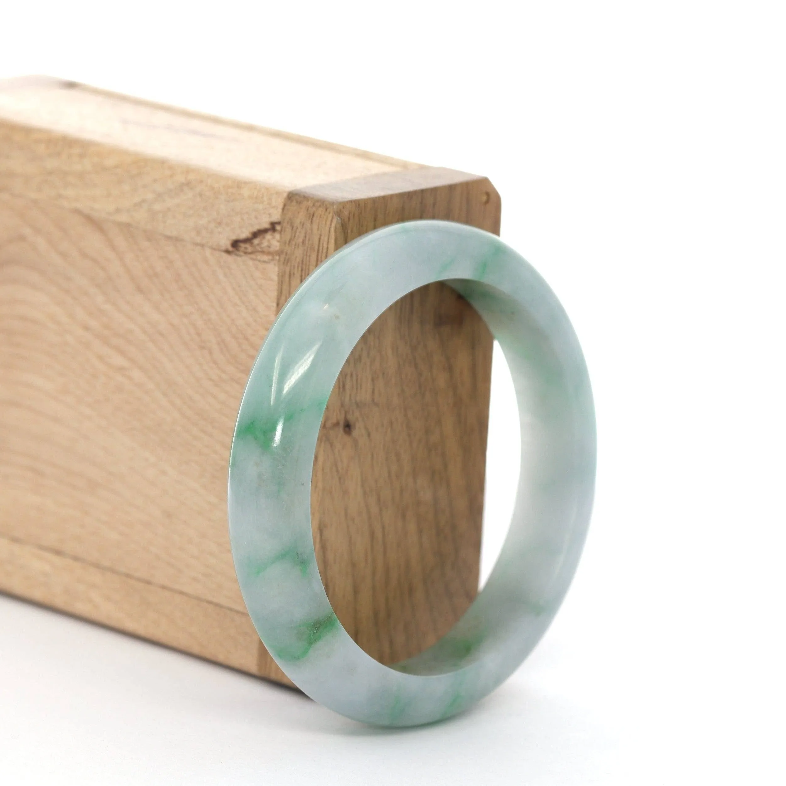 RealJade® "Classic Bangle" Green Natural Burmese Jadeite Jade Bangle ( 52.36 mm ) #269