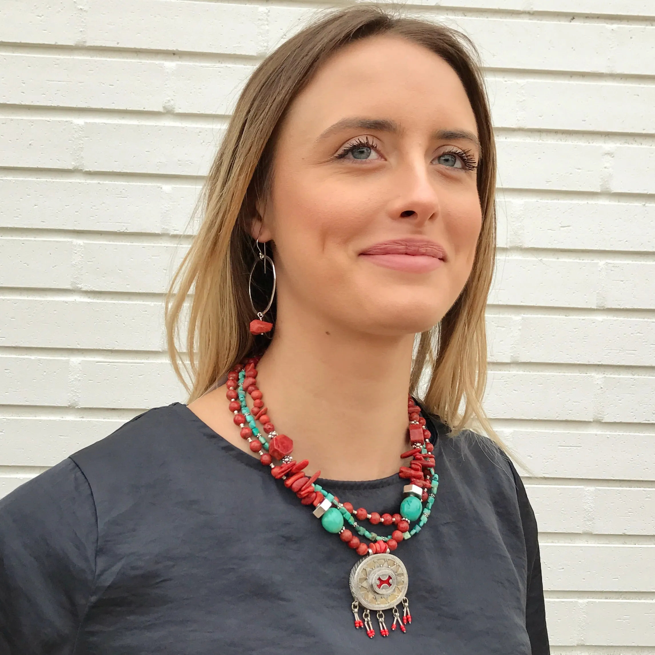 Shooting Star earrings with rough coral