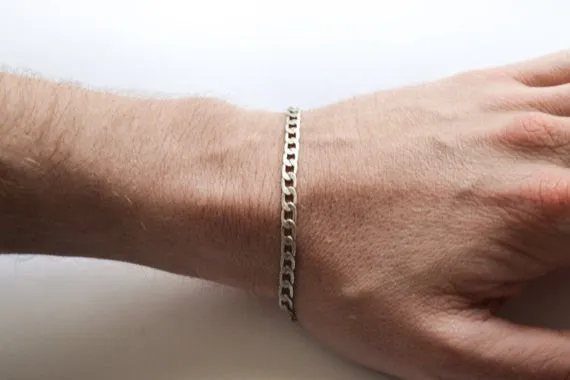 Silver links chain bracelet for men