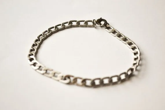Silver links chain bracelet for men