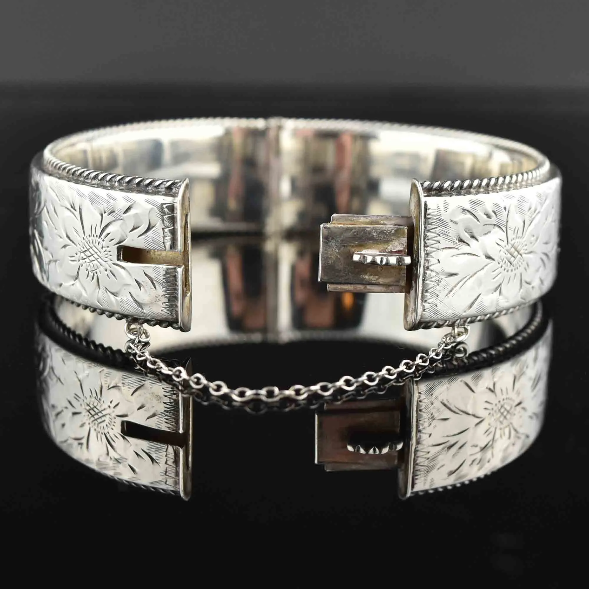 Vintage Floral Engraved Silver Bangle Bracelet